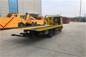 宜州非事故拖车